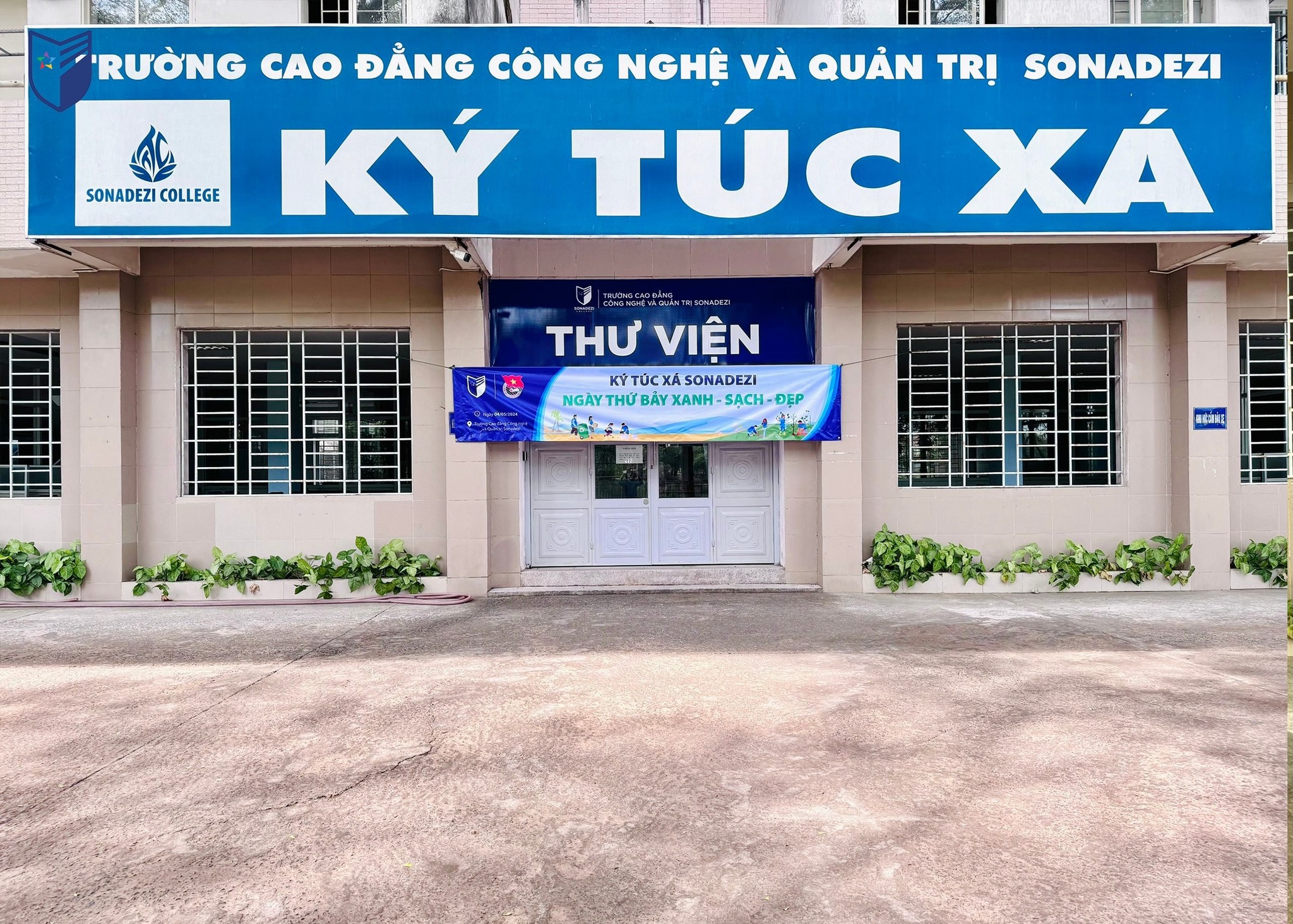 Ký túc xá